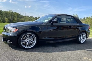 BMW 135i Convertible 2013 Usado en Buen Estado ~25,900 Millas, 1 Dueño, Transmisión Manual de 6 Velocidades, Motor Turbo de 6 Cilindros - Product Image 2