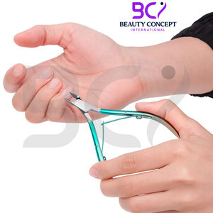 Pince à ongles en acier inoxydable antidérapante facile à utiliser meilleur fournisseur superbe qualité fabriquée au Pakistan manucure utilisation cuticule - Product Image 5