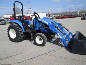 2016 Nuevo Tractor Hollan Boomer 37 - Product Image 3