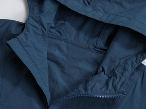 Coupe-vent personnalisé avec fermeture à glissière Veste coupe-vent souple imperméable Homme Survêtement unisexe en nylon avec poignets élastiques - Product Image 4