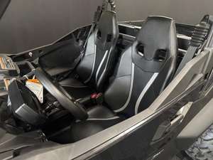 Commander XT 1000R 2025 - Product Image 3