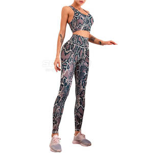 Ensemble d'entraînement pour femmes de haute qualité soutien-gorge de sport respirant Legging taille haute ensembles de Yoga confortables avec motif solide prix bas - Product Image 1