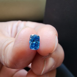 Diamante suelto de 0.505 quilates, corte radiante, cultivado en laboratorio CVD, relleno, de alta calidad, certificado IGI, con una brillantez excepcional. - Product Image 1