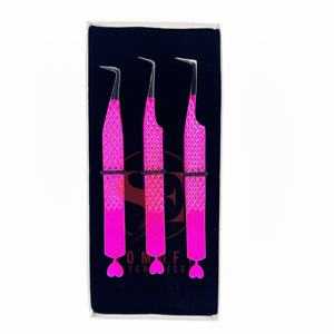 Pince à cils en acier durable japonaise de marque privée pince à cils professionnelle testée à la main de couleur métallique rose - Product Image 1