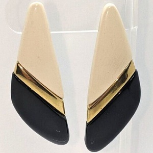 Nuevos pendientes de cuerno de búfalo de diseño elegante para fiesta, joyería de boda y oficina a precio al por mayor de Eco Friendly - Product Image 2