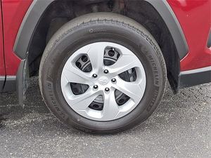 TOYOTA RAV4 LE AWD D'OCCASION PROPRE, PRÊTE À ÊTRE EXPÉDIÉE - LIVRAISON PORTE À PORTE - Product Image 3