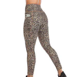Leggings hasta el tobillo con efecto fruncido en los glúteos para mujer, MOQ bajo, sin costuras, la mejor calidad, último estilo, leggings de sublimación para mujer - Product Image 2