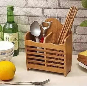 Rangement pour couverts en bois avec compartiments profonds pour organiser soigneusement les épices, les condiments et les accessoires de table - Product Image 4