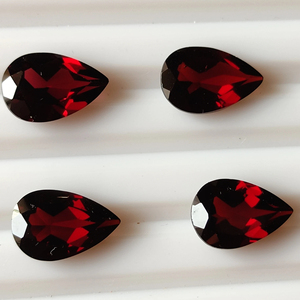 High Quality Natural Red Garnet Mozambique 3X5mm 12X16mm Heart Cut Faceted Pear Shape Loose Gemstones Custom Manufacturer Low - Product Image 1