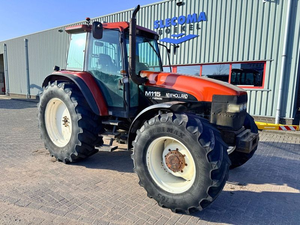 Nuevo sistema de control dual New Holland M100 - Product Image 4