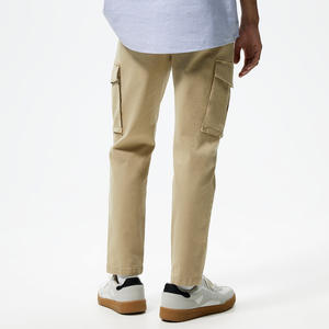 กางเกงคาร์โก้พร้อมกระดุมติดกระเป๋าผ้าคอตตอนเนื้อนุ่มระบายอากาศสบายปรับเอวได้หลายกระเป๋า - Product Image 3