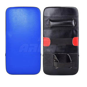 Coussinet de protection contre les coups de pied avec mousse intérieure épaisse pour une protection maximale Bouclier de coup de pied stable pour un entraînement contrôlé - Product Image 1