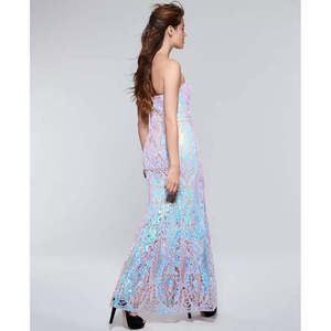 Abito da ballo Say Yes Prom Junior a sirena con paillettes iridescenti, taglia 7, lunghezza a terra, linea ad A, vita naturale, con perle, fiori e piume - Product Image 2