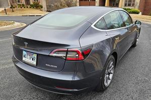 รถยนต์เทสล่า รุ่น 3 เพอร์ฟอร์แมนซ์ ปี 2020 มือสอง สภาพดี - Product Image 2