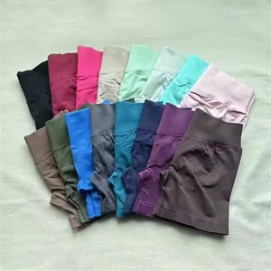 Shorts de yoga en nylon uni pour femmes, avec effet push-up, séchage rapide, pantalon de fitness pour la mode féminine - Product Image 4