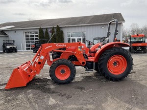 Tractor Agrícola Multifuncional 2025 para M5660SUHD 4WD 65HP con Transmisión por Engranajes y Cargador Frontal - Product Image 5