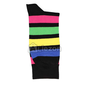 Suministro directo de fábrica Fabricación profesional Calcetines atléticos casuales Diseño personalizado Cantidad a granel Calcetines hechos de algodón para hombres - Product Image 5