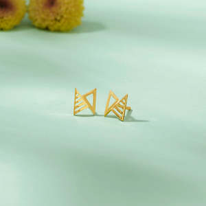 Pendientes de Perlas con Mariposas Chapadas en Oro para Mujer, Joyería Moderna para Fiestas - Product Image 1