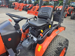 Tracteur utilitaire compact agricole Kubota B2350 23HP à vendre - Product Image 3