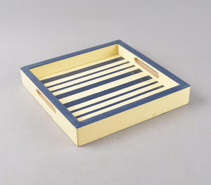 ถาดเสิร์ฟตกแต่งลายทางสีน้ำเงินและสีครีมทำจากเรซิ่นฝังลาย งานฝีมือ สำหรับโต๊ะกาแฟ โต๊ะอัตโตมัน ของตกแต่งบ้าน - Product Image 4