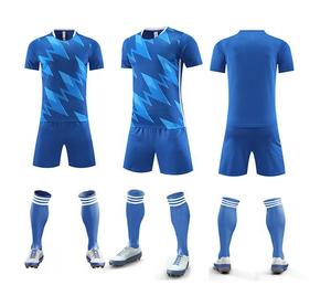 Uniformes de entrenamiento de equipo de fútbol de nuevo diseño con camiseta de manga larga para hombres, uniforme de equipo de fútbol ligero de secado rápido - Product Image 1