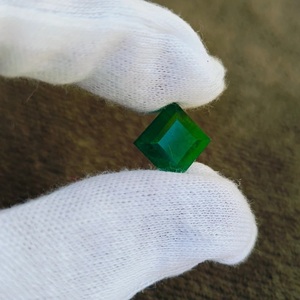 6 carats naturel vert émeraude pierre précieuse émeraude 11X11 MM forme carrée à facettes taille de bague pierre précieuse pour la fabrication de bague boucle d'oreille pierre - Product Image 3