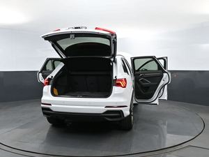 Audi Q3 quattro Premium S Line 45 TFSI 2025 - Product Image 5