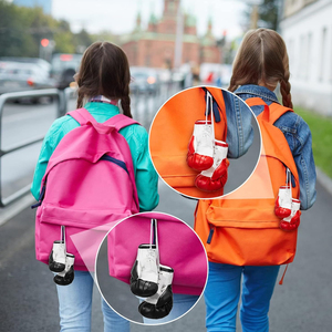 Llavero de Mini Guantes de Boxeo de Acero Inoxidable con Logotipo de Club - Accesorio de Coche de Alta Calidad - Product Image 4