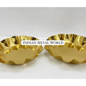 Bol à chocolat rond en aluminium finition or, design tendance, fait à la main, bol à bonbons en métal, prix économique - Product Image 1