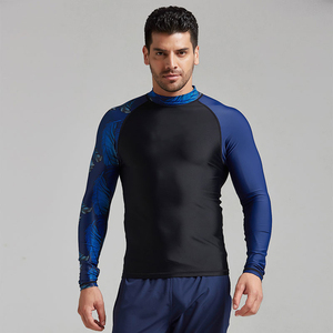 Tela transpirable Rash Guard de alta calidad para hombres con mangas largas de secado rápido en varios colores Excelente relación calidad-precio - Product Image 3
