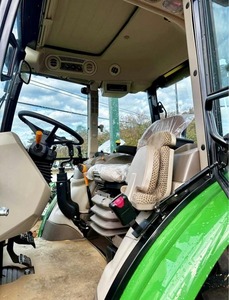 Tracteurs utilitaires John Deere 5075M d'occasion 2025 en France Prix bas Expédition mondiale - Product Image 2