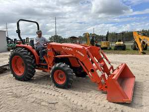 Rodamientos de Motor para Tractor Agrícola MX5400HST 4x4 con Transmisión de Engranajes, Comodidad, Versatilidad, Potencia y Alta Productividad, 2020 - Product Image 2