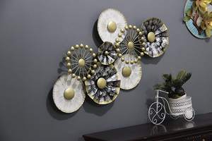 งานศิลปะติดผนังลายดอกไม้ขนาดใหญ่ ทำจากแผ่นเหล็ก สำหรับตกแต่งห้องนั่งเล่น ขายส่ง งานศิลปะโลหะติดผนังแบบเฟรสโกขนาดใหญ่ พร้อมกรอบ ขายดี - Product Image 5