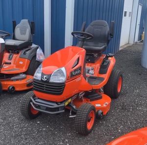 Tondeuse autoportée Kubota à prix avantageux pour une utilisation immédiate - Product Image 2