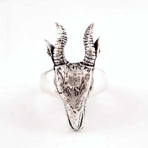 Nouvelle Arrivée Bague Tendance Gothique Chèvre pour Homme, en Laiton, Finition Argent Oxydé, Bijou Animalier Punk, Bague Motard pour Vente en Gros/OEM/ODM - Product Image 5