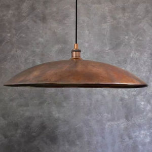 Lampe suspendue en métal de luxe, luminaire suspendu design pour maisons modernes, hôtels, restaurants et intérieurs élégants - Product Image 1