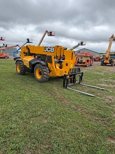 2016 510-56 Telehandler Premium Heavy Lifting Construction Equipment Wholesale Supply - Product Image 3