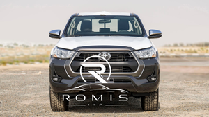 Toyota Hilux SR5 2025 - Pickup con Motore Diesel Turbo 2.4L, Cambio Automatico, Sedili in Pelle, Fari a LED, Pneumatici R18, Guida a Sinistra, Tetto Apribile, Touch Screen - Product Image 3