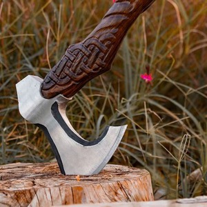 Venta al por mayor de calidad superior personalizada OEM ODM servicio hoja de acero de Damasco hacha sólida con mango de madera Funda de cuero grado Industrial - Product Image 5