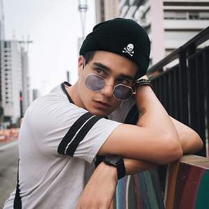 Gorro de invierno Unisex de alta calidad, diseño liso, hecho a medida en Pakistán, gorros a precio barato al por mayor - Product Image 5