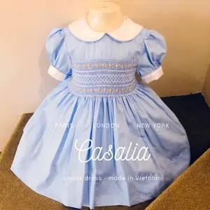 蓝色女婴连衣裙高品质耐用多用女婴简约优雅绣花棉来样定做风格