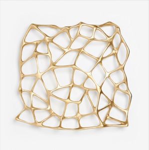 Trivet en métal robuste pour restaurant, offrant un support stable pour les plats, les assiettes, les bols, les poêles, les ustensiles de cuisine chauds, les tables - Product Image 1