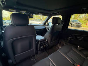 Land Rover Range Rover Sport P400 Dynamic SE 2024 Usado en Excelentes Condiciones - Product Image 5