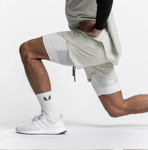 Pantaloncini sportivi Fitness estivi pantaloncini da basket da <span class=keywords><strong>uomo</strong></span> in Nylon da corsa per allenamento muscolare elasticizzati ad asciugatura rapida - Product Image 5