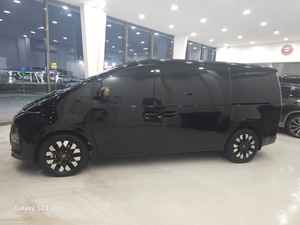 Hyundai Staria Luxury 2025 Nueva/Usada con Especificaciones GCC en Venta - Product Image 5