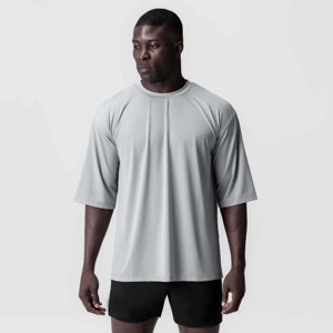 Camiseta de gran tamaño para hombre con estilo para looks casuales y de calle con ajuste holgado - Product Image 1