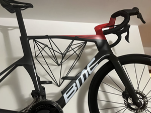 Prêt à être expédié en 2025 pour le vélo de route TeamMachine R01 ONE - Aluminium et acier de qualité industrielle, personnalisable OEM/ODM - Product Image 6