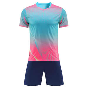 Maillot de football pour hommes de qualité supérieure, design personnalisé, sublimation, tissu respirant, 100% polyester, personnalisé avec le numéro du joueur - Product Image 3