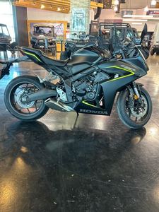 มอเตอร์ไซค์ฮอนด้า <span class=keywords><strong>CBR</strong></span> 650R E-CLUTCH รุ่นปี 2026 การตลาดทันทีที่ดีที่สุด - Product Image 3