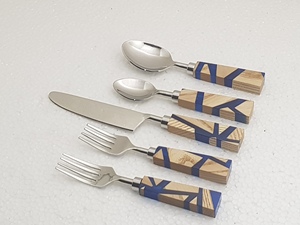 Couverts en acier inoxydable au design moderne, ensemble de couverts, couleur personnalisée, manche en bois et résine, vaisselle décorative de table, 5 pièces, ensemble de couverts - Product Image 4